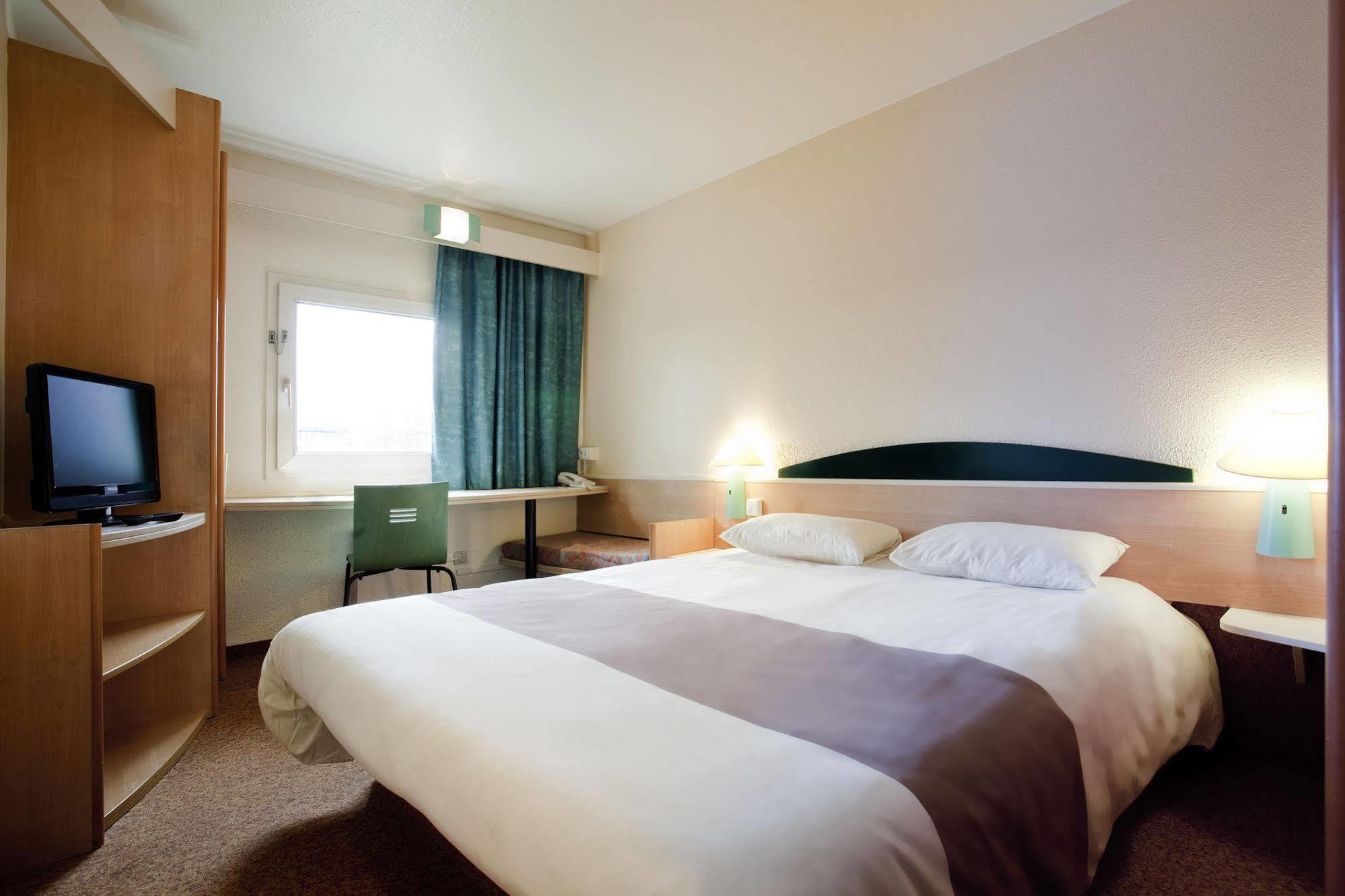 Ibis Manosque Cadarache Hotel Luaran gambar